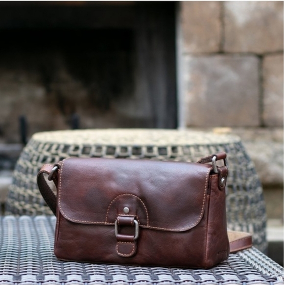 Jack Georges Voyager Emma Petite Crossbody Bag Bison Leather (model 7217) - Picture 3 of 16